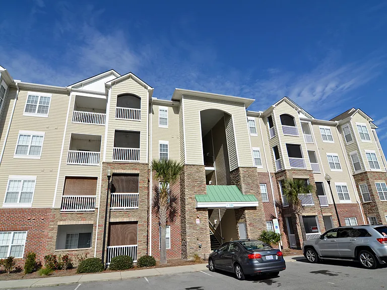 300 Gateway Dr #346 — Photo 31