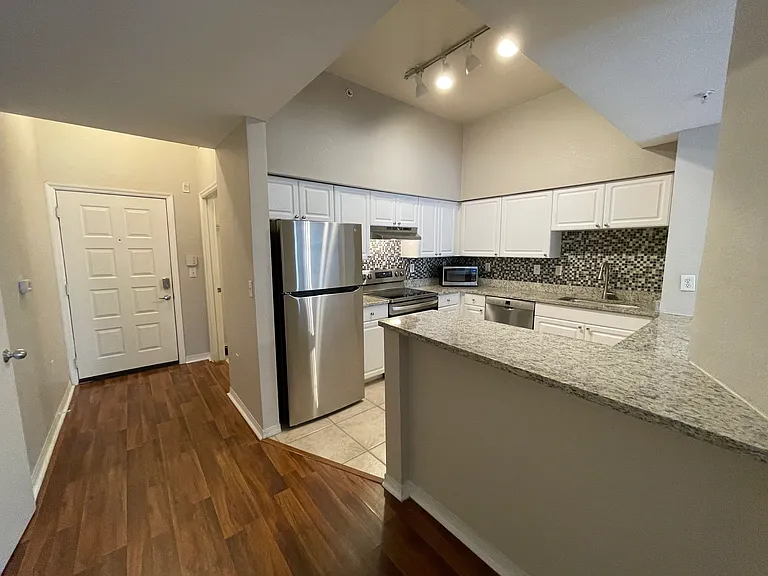 410 S Armenia Ave #919C — Photo 1
