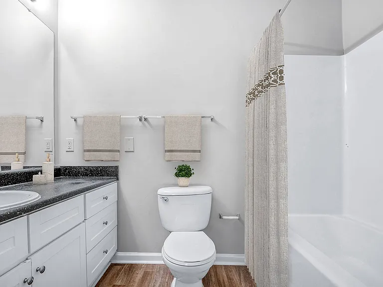 Orchard Springs Apartment Homes — Photo 16