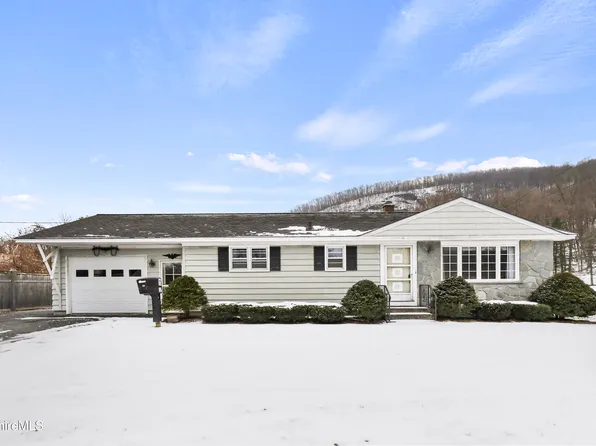 40 Gunther St, North Adams, MA 01247