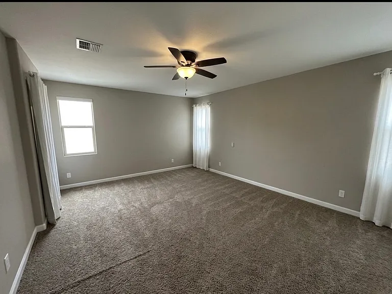 9423 W Oregon Ave — Photo 3