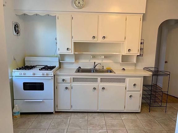 5th image of 14960 17th Ave Floor 2