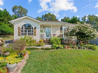 1377 Dustin Dr, Dalton, GA 30720