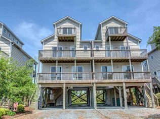 111A Anchor Dr, Surf City, NC 28445