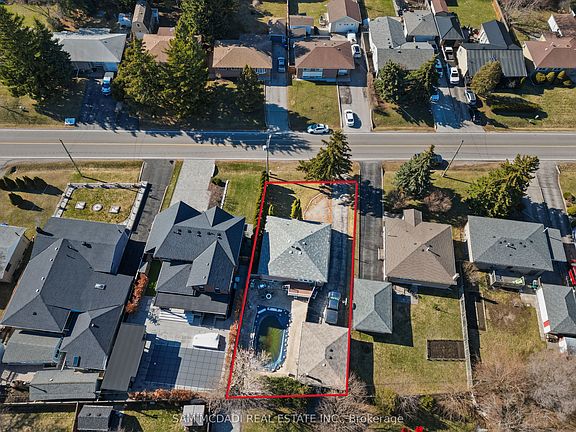 2nd image of 1294 Pinegrove Rd