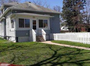 328 S Michigan St, Prairie Du Chien, WI 53821