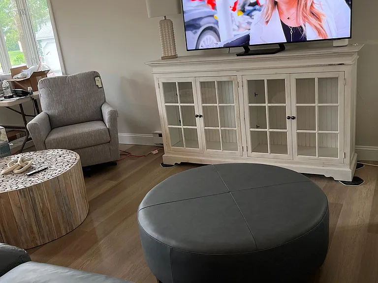 Living room with extra large leather sectional
