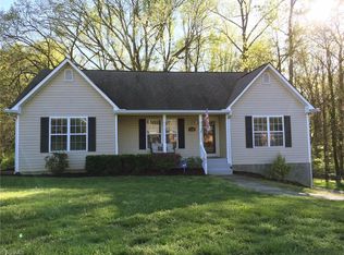 180 Crystal Dr, Winston Salem, NC 27106