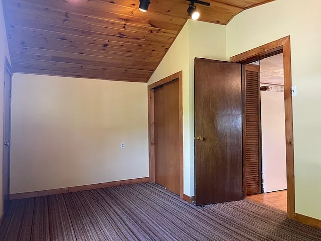 97 Lake Shore Dr #A — Photo 16
