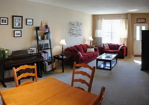 3rd image of 12240 Urbank Street NE
