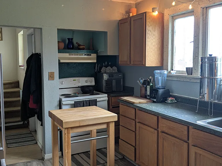 1207 Carolina St — Photo 7