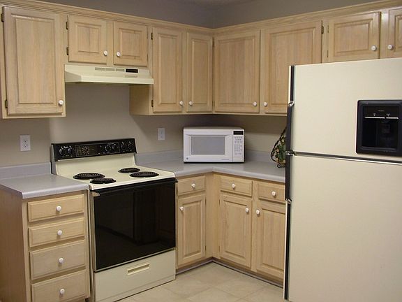 Spacious Kitchen