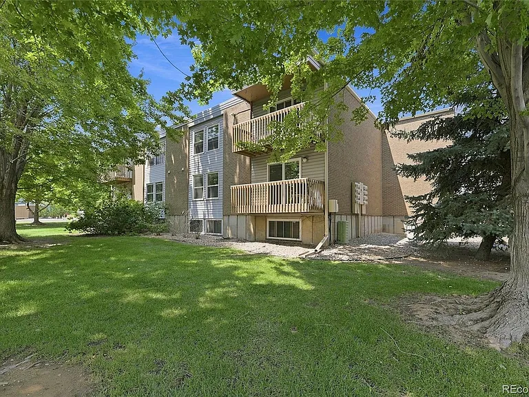 1612 Cottonwood Dr #13W — Photo 14