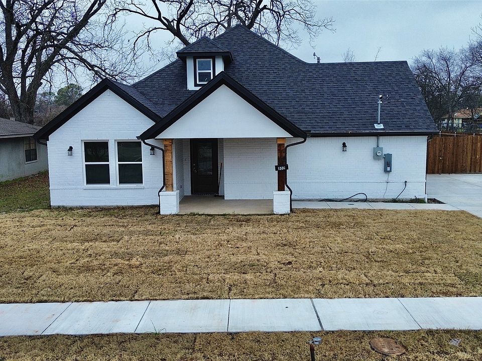 1st image of 802 S Medora St