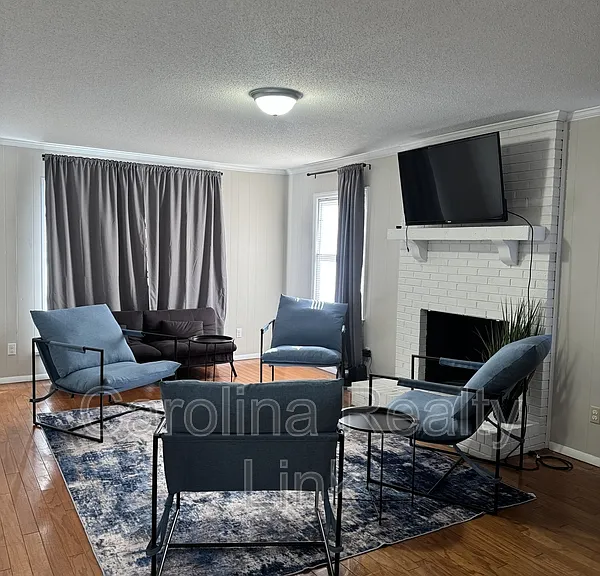 7231 Leaves Ln #6 — Photo 9