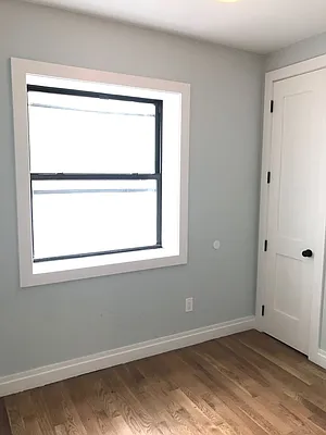Rented by Really NY LLC | media 18