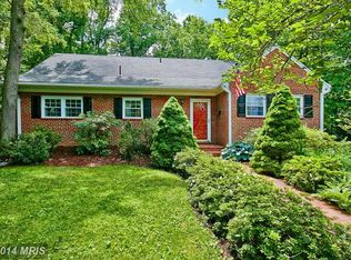 6425 Eppard St, Falls Church, VA 22044