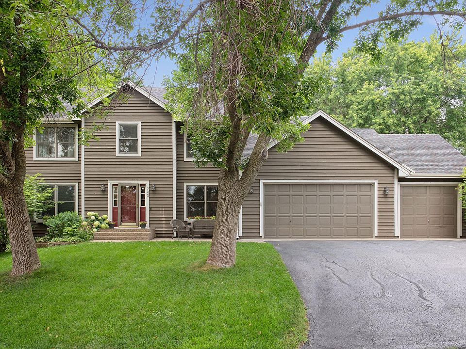 1st image of 743 Ashley Dr