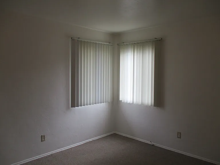 443 Flower St #A — Photo 5