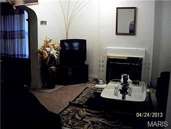 4th image of 3807 Ashland Ave