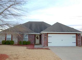 307 Carrington Ave, Springdale, AR 72764