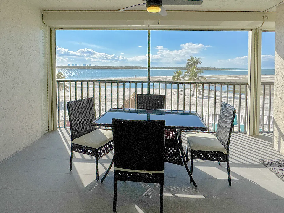 8400 Estero Blvd #203