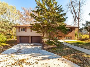 2600 Luan Ct, Columbia, MO 65203