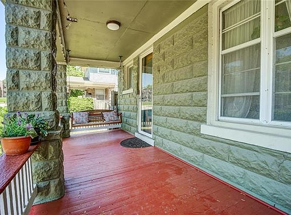 4th image of 3715 Warwick Blvd