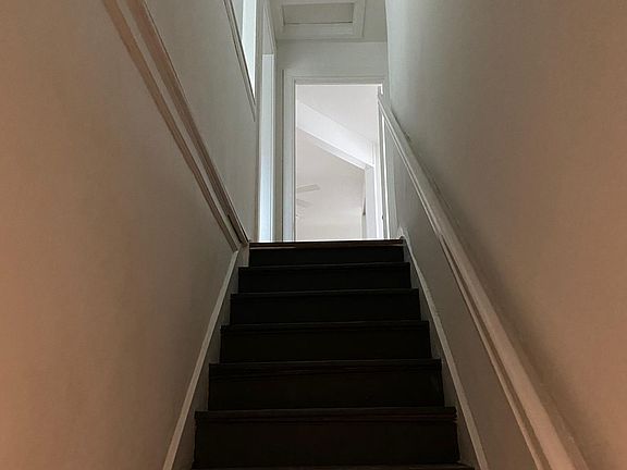 3rd image of 3719 Washington Blvd #B