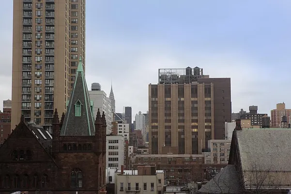 Sold by Olshan Realty | media 9