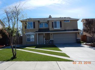 1271 Crestview Dr, Hollister, CA