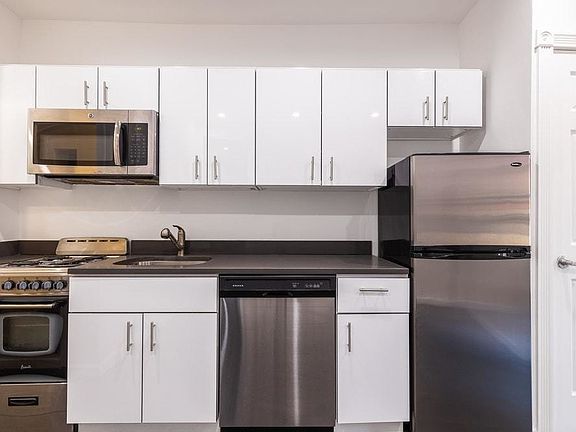 2nd image of 172 Thompson St #15A