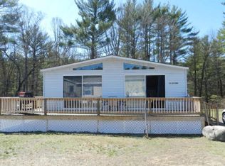 30 Autumn Dr, Belmont, NH 03220