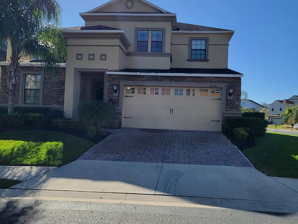 1st image of 2306 Victoria Dr #2306