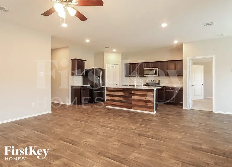14703 Night Violet Ct — Photo 4