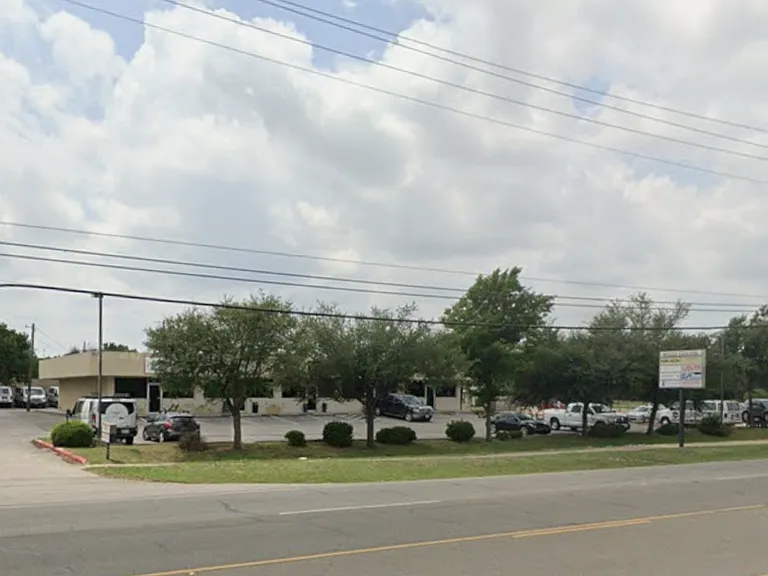2405 S Highway 183 #106 — Photo 1