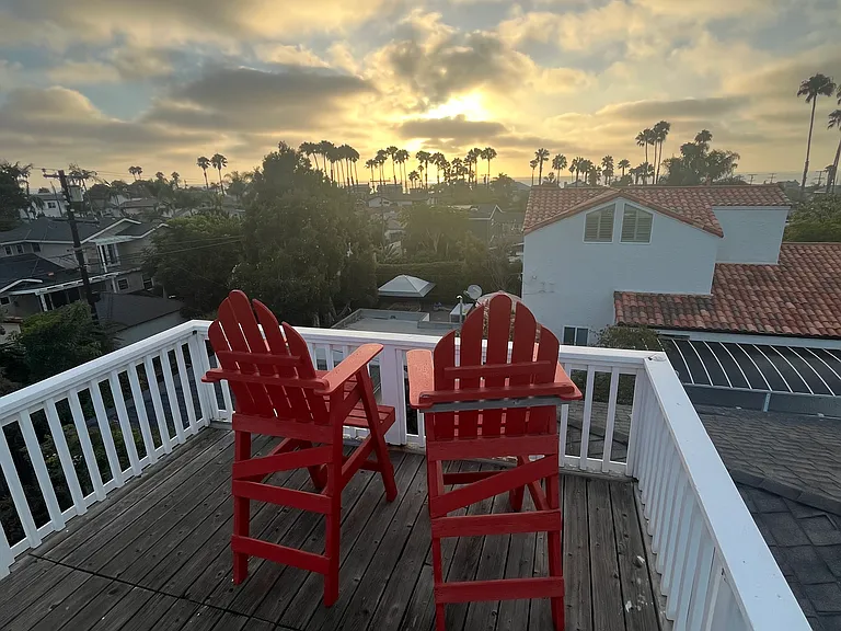 Sunset over Pacific Ocean on the rooftop deck.