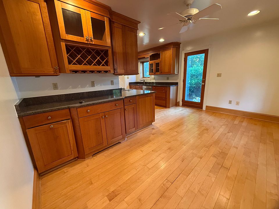 1st image of 3710 Forest Grove Dr