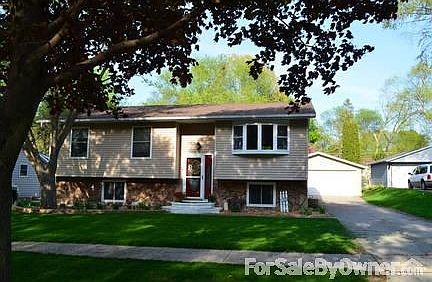 1st image of 3706 Briarwood Dr