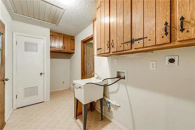 6413 Sundance Cir — Photo 5