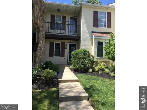 119 Valley Stream Cir #119B, Wayne, PA 19087