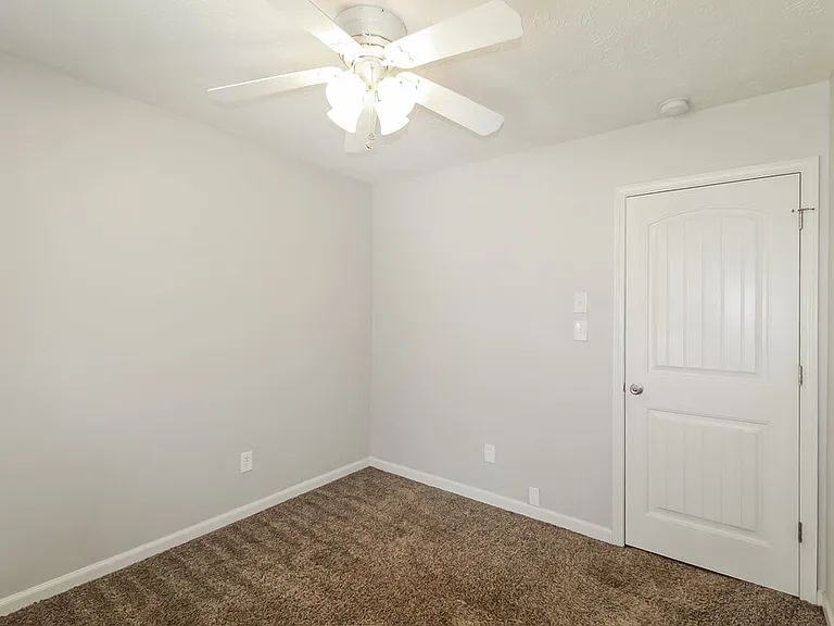 10165 Rillridge Ct — Photo 14