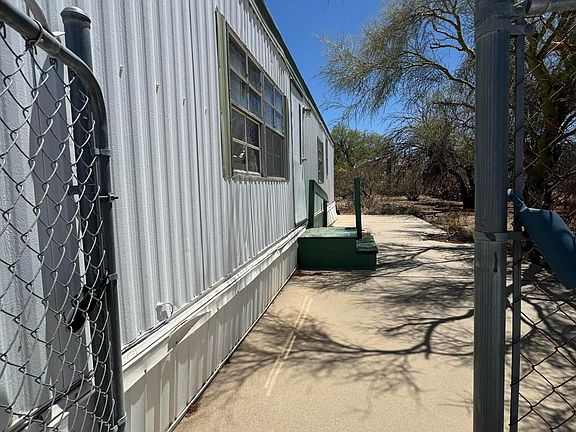 2nd image of 6632 N Desert View Dr