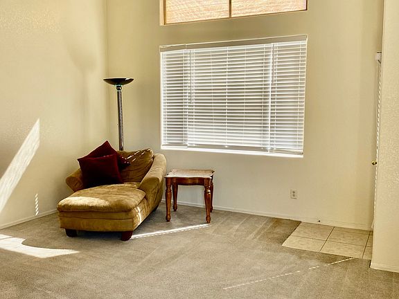 1251 Living room_10282022