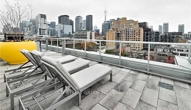 38 Cameron St #824 — Photo 31