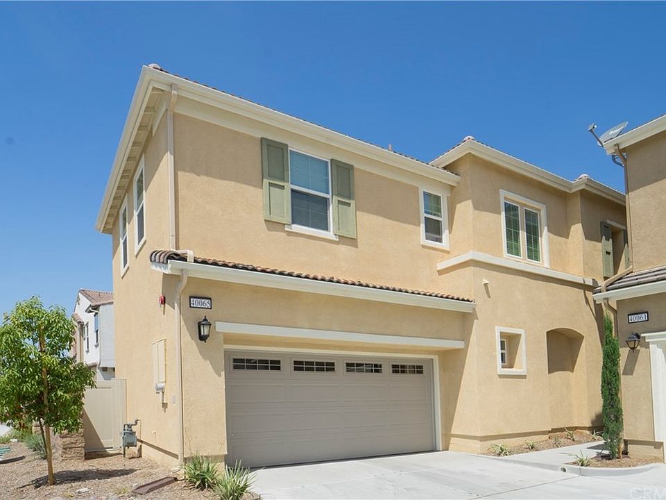 1st image of 40065 Calle Real