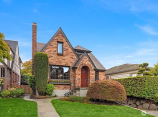4319 NE 44th St, Seattle, WA 98105