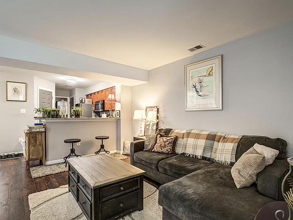 4th image of 14116 Lauren Ln #27D