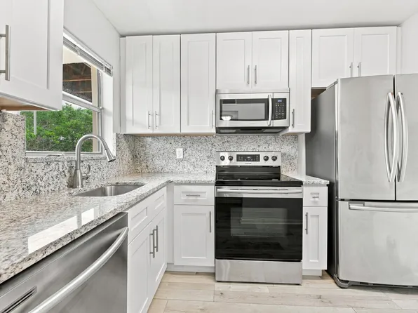 8841 SUNRISE LAKES Boulevard #304, Sunrise, FL 33322