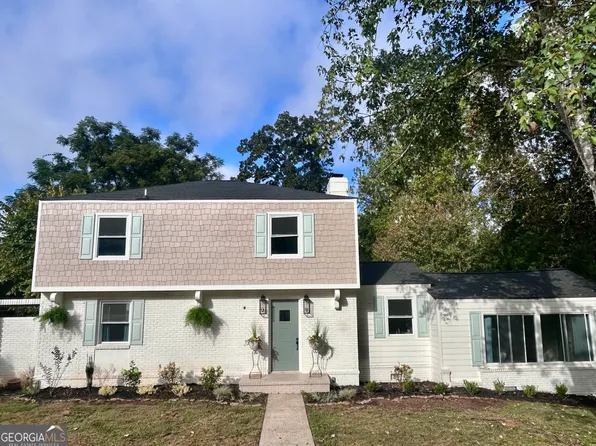 107 Ridgecrest Rd, Lagrange, GA 30240